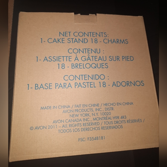 Avon cake plate stand with interchangeable charms - Picture 8 of 8